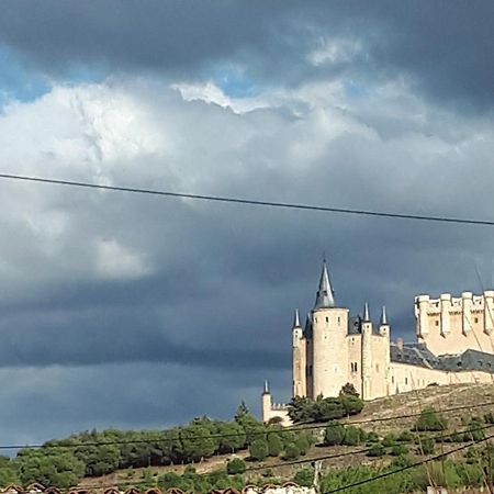 La Zamarriega Villa Segovia Luaran gambar